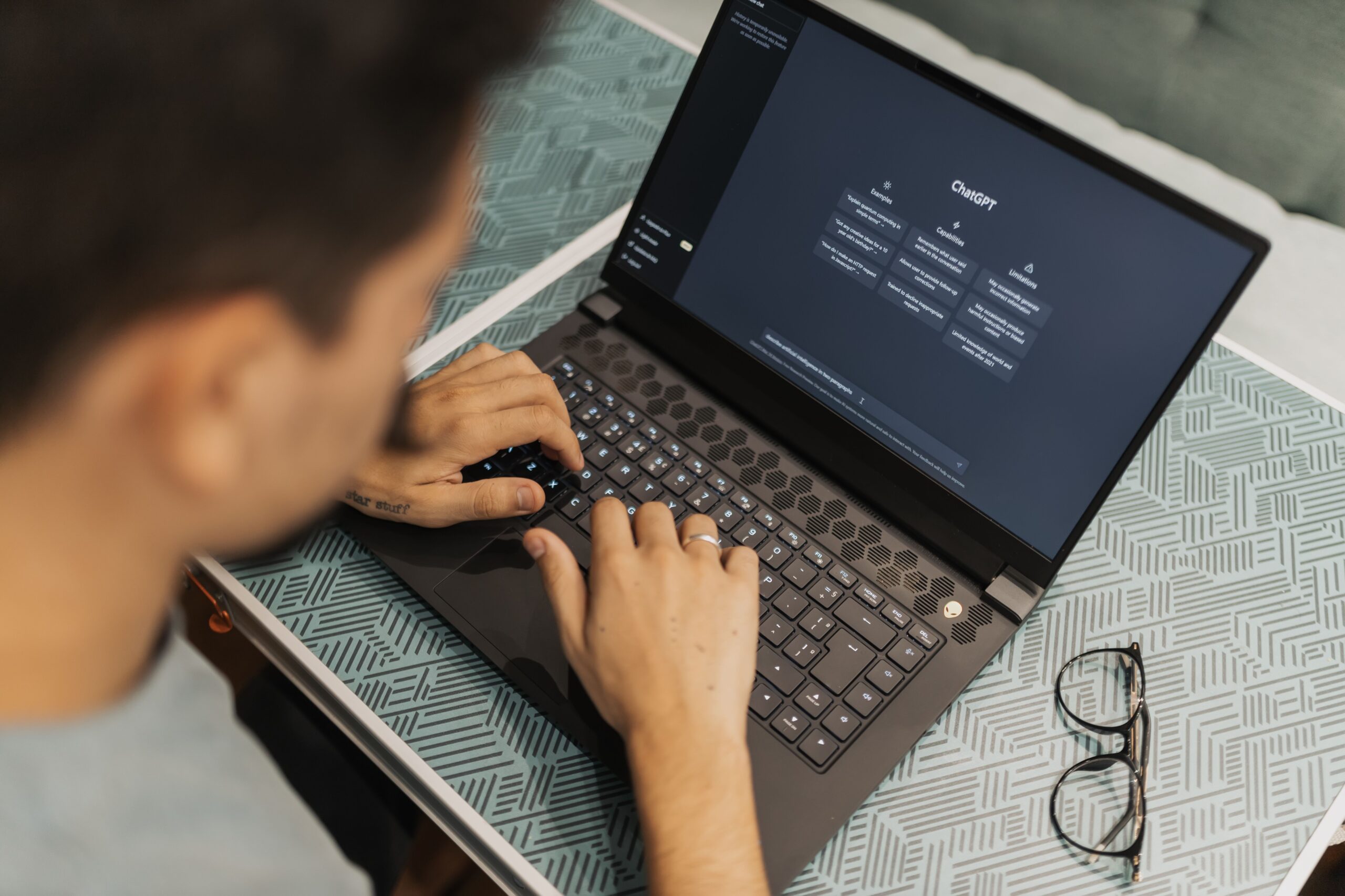Free AI chatbot tools on a laptop