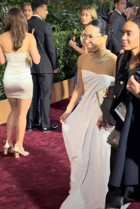 Ali Wong at the Golden Globes, showing the career context behind Nikki Hakuta family interest